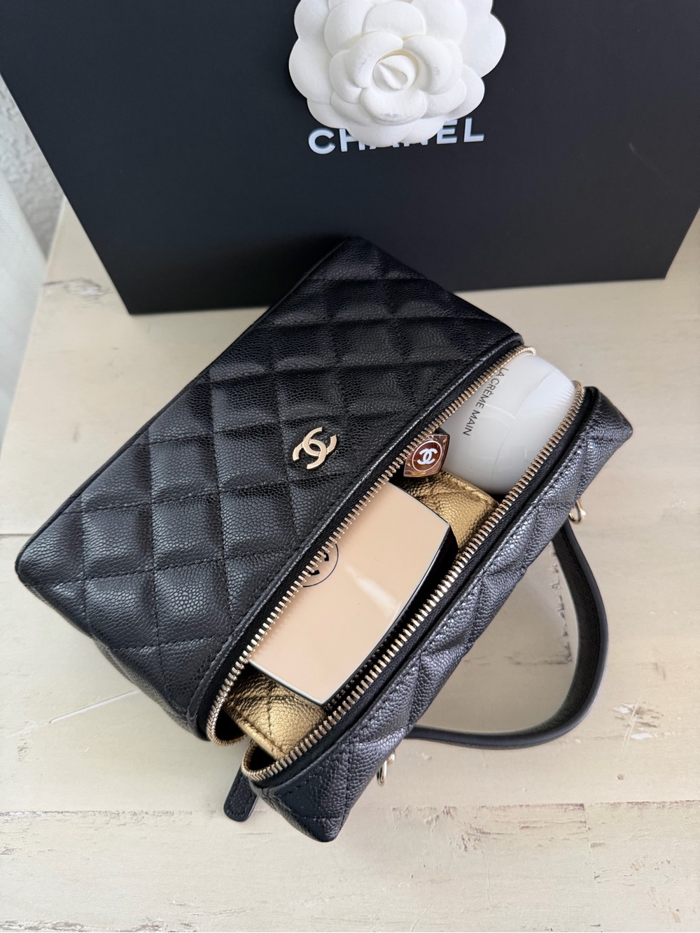 CHANEL Black Quilted Vanity Crossbody with Gold Chain - Picture 5 of 8